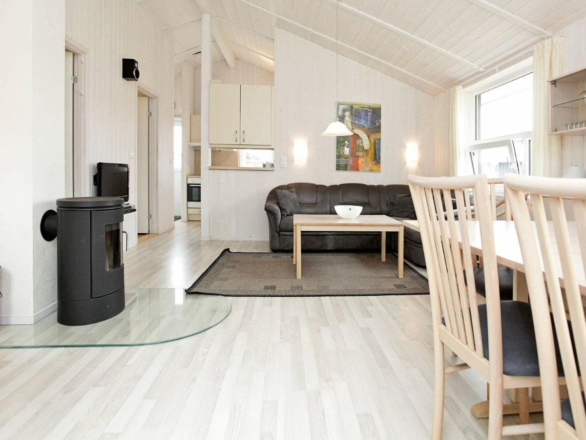 5 Person Holiday Home In Groemitz Exterior photo